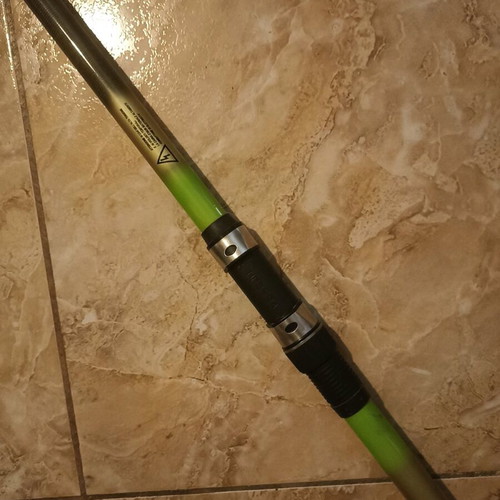 Linea Effe Beach Carbon Fishing Rod 3.60m like new with 2 extra tips