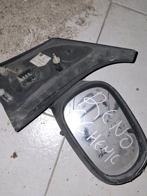 Renault Scenic 99mod right mirror used