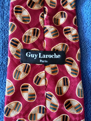 Guy Laroche silk tie, deep burgundy with gold details