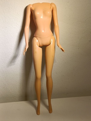 My Scene Chelsea Swapping Styles doll body
