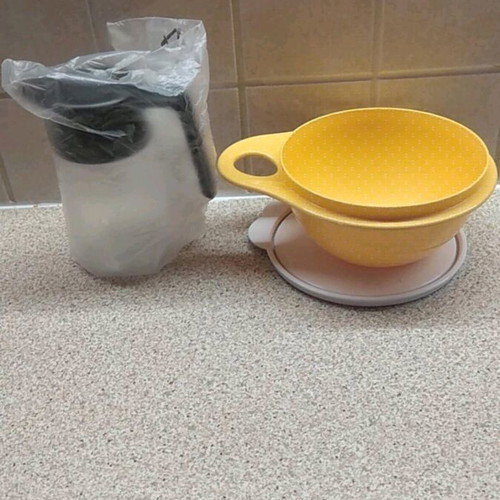 Mini Crystal jug and mini bowl 600ml Tupperware new set