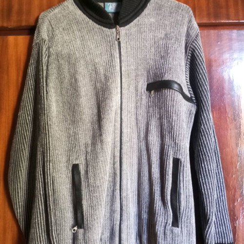 Men's knitted cardigan black with gray and leather details size M new