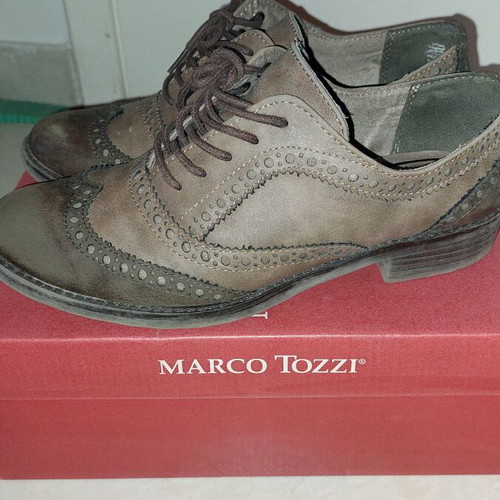 Marco Tozzi women's oxford shoes brown like new