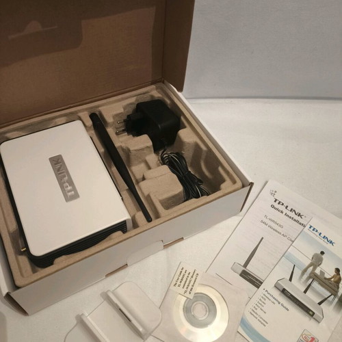 TP-LINK TL-WR543G wireless router new 54Mbps AP Client