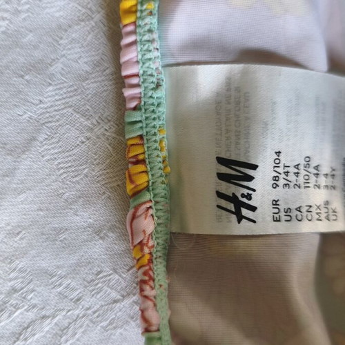 H&M girls' swimwear set like new, size 98-104 cm, colorful, 2 pieces