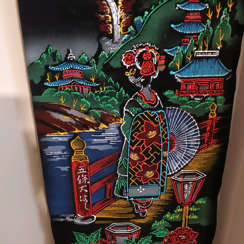 Chinese velvet painting like new on velour fabric