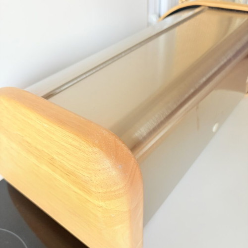 Brabantia bread box like new, dimensions 46x26 cm