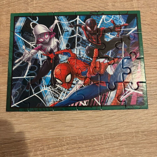 Clementoni Marvel Spider-Man 4 in 1 kids puzzle used