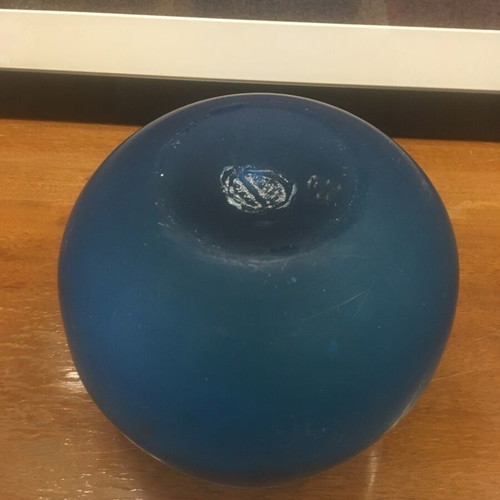Blown glass bowl like new