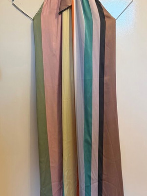 Zara dress size Small used, multicolor