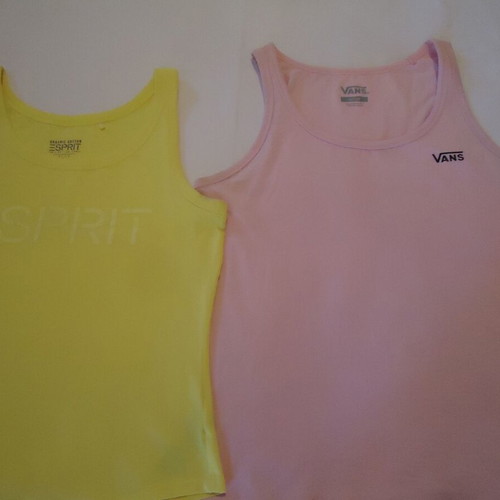 Set of 2 sleeveless tops like new, size M, cotton blend