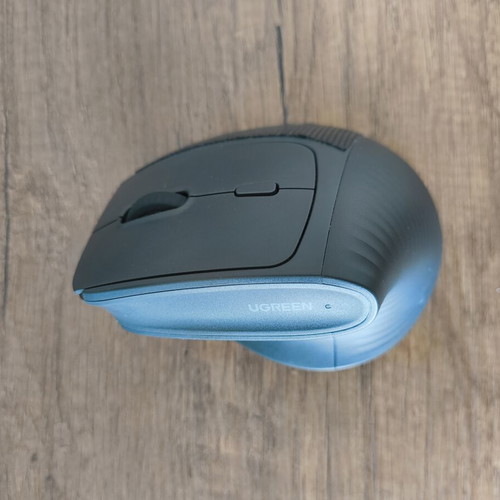 Ugreen M571 ergonomic wireless mouse, Bluetooth 2.4 GHz