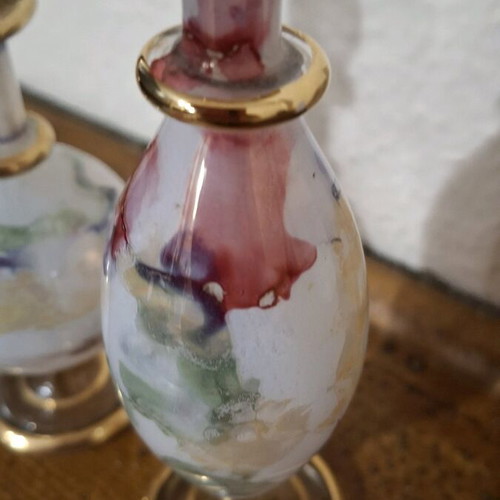 Set of 2 glass perfume bottles like new, decorative
