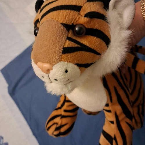 Tiger bag like new, very original