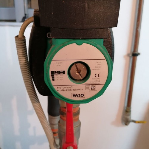 Master Cast Iron Boiler F-204 used with Wilo TOP-S 30/7 circulator