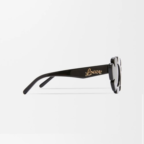 Flower sunglasses Loewe in like new condition