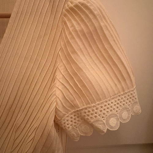 Catherine Malandrino V neck beige blouse like new