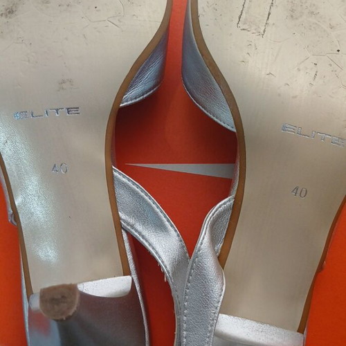 Elite women's sandals used, leather, silver, size 40