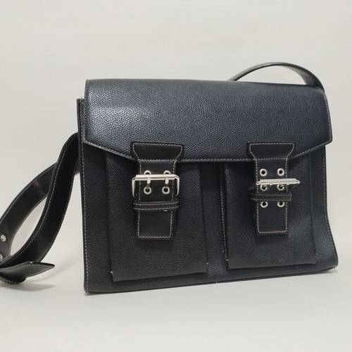 Black shoulder bag like new