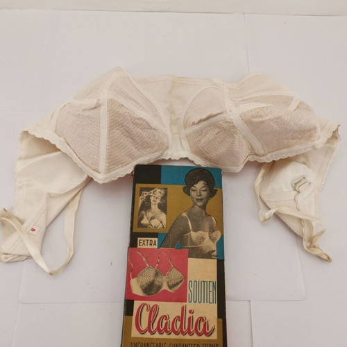 1960s bra used, white