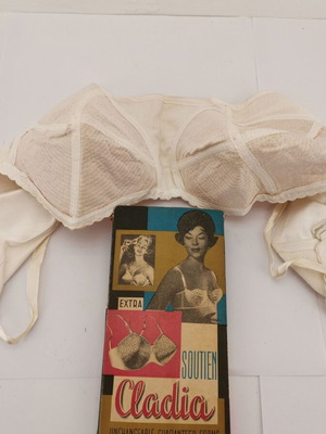 1960s bra used, white