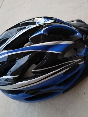 Aerodynamic bicycle helmet blue/black like new with adjustable strap