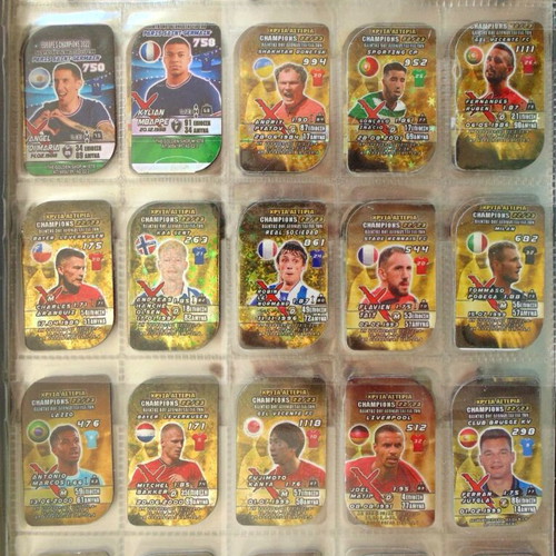 Complete album with European football magnetic metal tags, foil