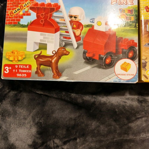 Creative and Imaginative Toys new, pack of 2