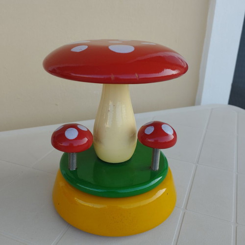 Wooden vintage decorative toys used, set of 2 pieces