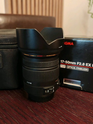 Sigma 17-50mm F2.8 EX DC OS lens like new