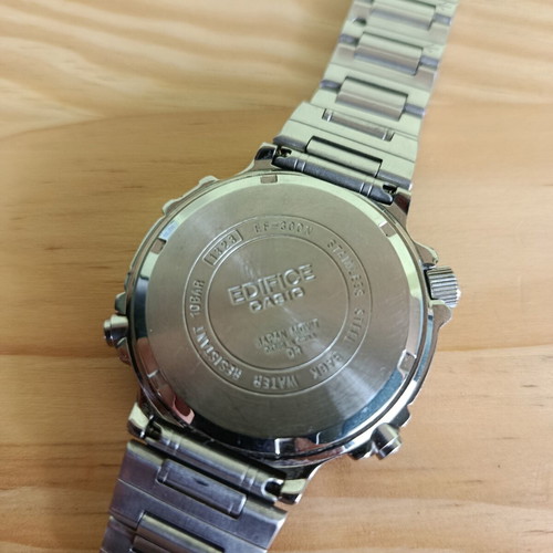 Casio Edifice EF-300N Illuminator Chronograph watch like new, white dial