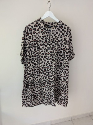 Leopard short dress size EU 54-56 like new, viscose