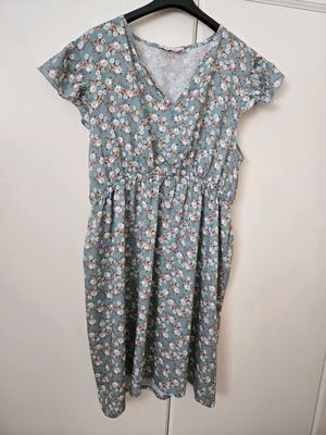 Floral wrap dress Relax new, size medium, multicolor