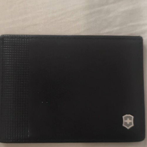 Victorinox card wallet like new, black