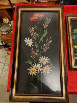 Embroidered frames used, pack of 12 pieces