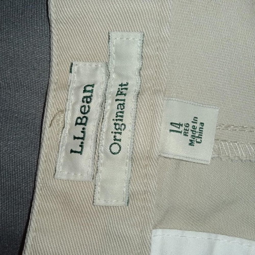 L.L.Bean ladies shorts off-white size XL like new