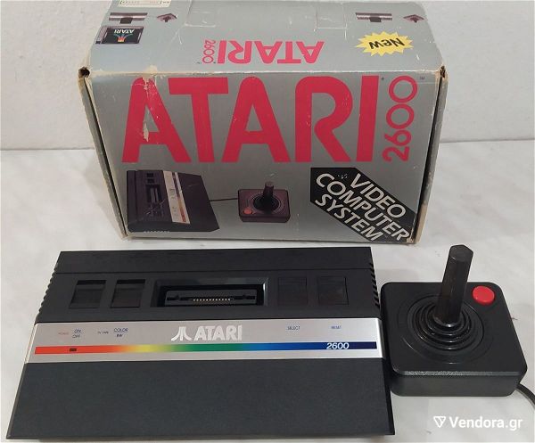  Atari 2600 sto kouti tou. pliros litourgiko