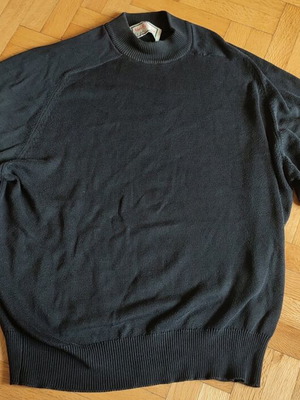 Alan Paine wool sweater used