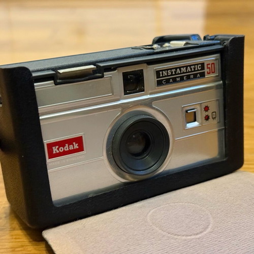 Kodak vintage camera used with case