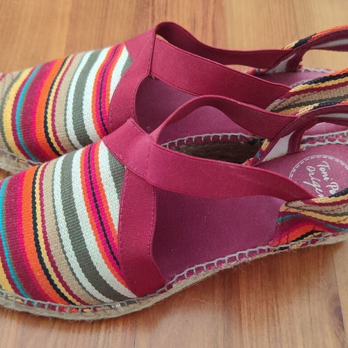 Toni Pons Verges Multicolour espadrilles size 40 like new