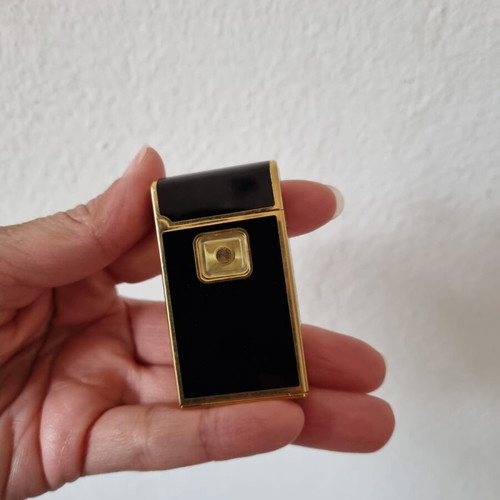 Colibri Touch Sensor Lighter used, black and gold