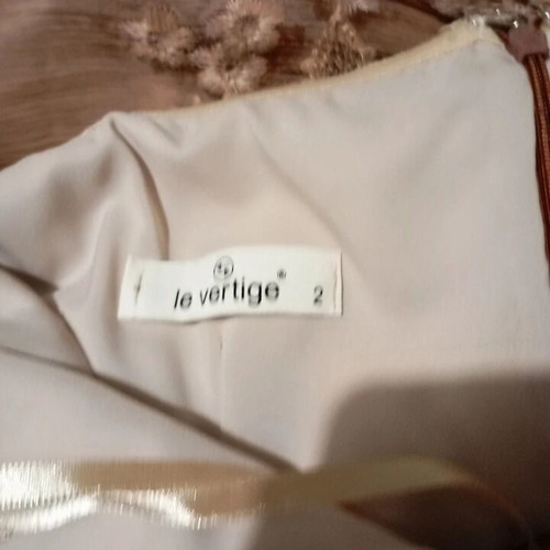 Le Vertige beige dress like new, size M