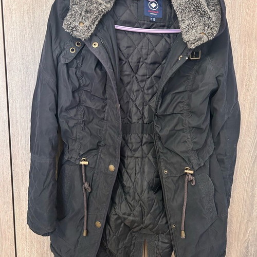 Blue women's jacket with detachable fur hood used