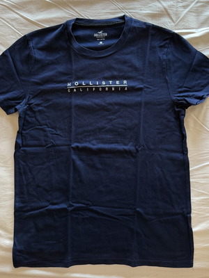 Hollister California navy T-shirt size S, 100% cotton