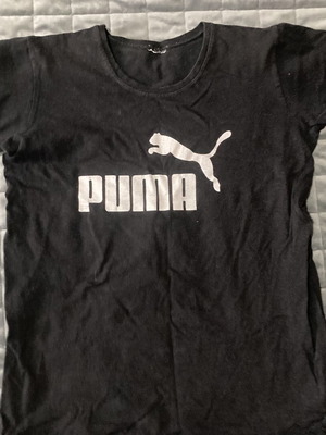 Puma kids' t-shirt used, black and white