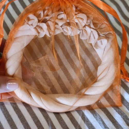 Gypsum handmade wreath with embossed flowers like new
