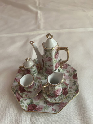 Limoges France miniature porcelain tea set, 6 pieces, vintage rose design