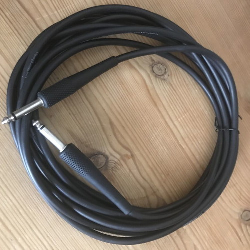 Jack mono cables small and large like new, set of 6