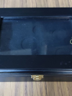 Wooden small coin case new with velvet interior