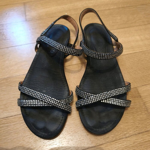 Leather suede sandals used with silver strass, size 38